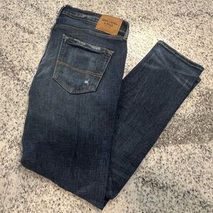 Abercrombie & Fitch Jeans Men’s 34W x 32L Blue The A & F Classic Straight Denim